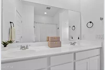 3253 W Juniper Canyon Drive, Phoenix, AZ 85083 - Photo 21