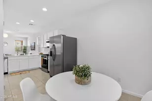 3253 W Juniper Canyon Dr, Phoenix, AZ 85083 - Photo 9