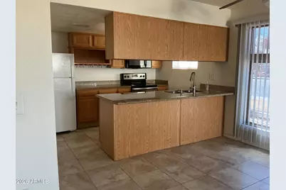 6641 N 27th Avenue, Phoenix, AZ 85017 - Photo 9