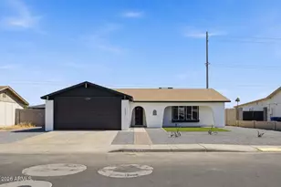 1733 W Peralta Ave, Mesa, AZ 85202 - Photo 1
