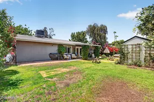 422 W Horseshoe Ave, Gilbert, AZ 85233 - Photo 27