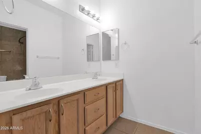 5820 S 26th Place, Phoenix, AZ 85040 - Photo 15