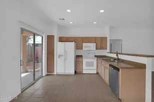 5820 S 26th Pl, Phoenix, AZ 85040 - Photo 9