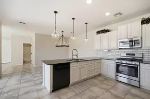 3599 S Swan Dr, Gilbert, AZ 85297 - Photo 9