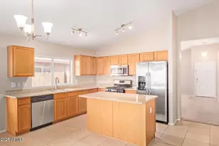 3570 S Moccasin Trail, Gilbert, AZ 85297 - Photo 9