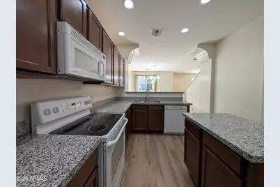 15240 N 142nd Avenue #1091, Surprise, AZ 85379 - Photo 3