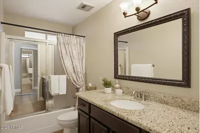 4611 W Echo Lane, Glendale, AZ 85302 - Photo 21