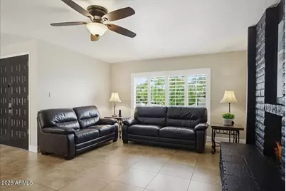 4611 W Echo Lane, Glendale, AZ 85302 - Photo 9
