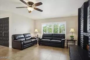 4611 W Echo Ln, Glendale, AZ 85302 - Photo 9