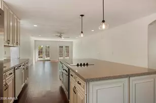 3547 W Via Del Sol Dr, Glendale, AZ 85310 - Photo 9