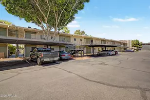 6125 E Indian School Rd, Scottsdale, AZ 85251 - Photo 21
