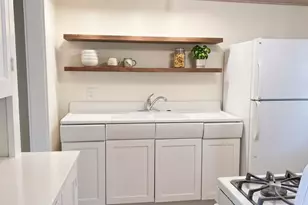 916 E McKinley St, Phoenix, AZ 85006 - Photo 11