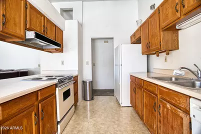 401 W Rosemonte Drive, Phoenix, AZ 85027 - Photo 15