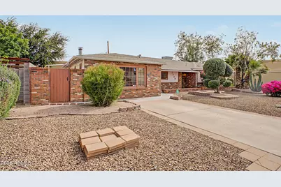 1739 E Luke Avenue, Phoenix, AZ 85016 - Photo 5