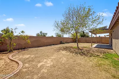 13857 W Cottonwood Street, Surprise, AZ 85374 - Photo 31