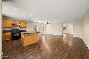 13857 W Cottonwood St, Surprise, AZ 85374 - Photo 11