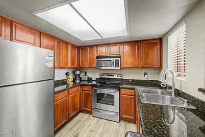 5757 W Eugie Avenue #2095, Glendale, AZ 85304 - Photo 11