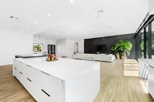 7417 E Paradise Dr, Scottsdale, AZ 85260 - Photo 15