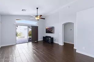 14635 N 87th Dr, Peoria, AZ 85381 - Photo 7