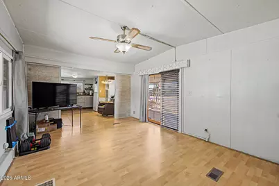 15801 N 67th Avenue, Glendale, AZ 85306 - Photo 9