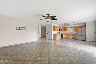11319 W Madisen Ellise Dr, Surprise, AZ 85378 - Photo 5