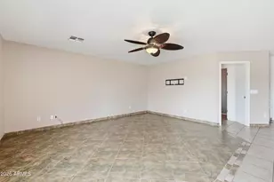 11319 W Madisen Ellise Dr, Surprise, AZ 85378 - Photo 11