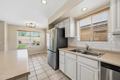 4512 E Mossman Road, Phoenix, AZ 85050 - Photo 13