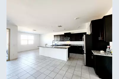5946 N 202nd Lane, Litchfield Park, AZ 85340 - Photo 7