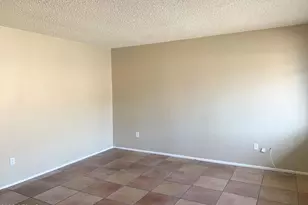 2804 N 43rd Ave, Phoenix, AZ 85009 - Photo 7