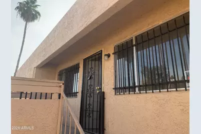 2804 N 43rd Avenue #Apt D, Phoenix, AZ 85009 - Photo 1