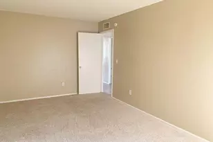 2804 N 43rd Ave, Phoenix, AZ 85009 - Photo 9