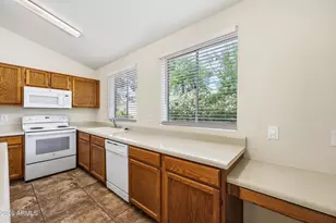 5190 W Saragosa St, Chandler, AZ 85226 - Photo 9