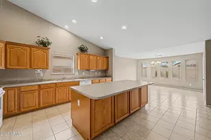 1657 E Baker Dr E, San Tan Valley, AZ 85140 - Photo 7