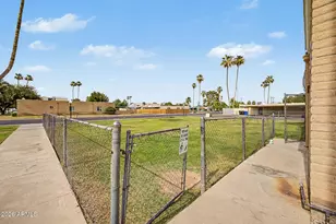 557 N Hobson Plaza, Mesa, AZ 85203 - Photo 29