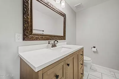 557 N Hobson Plaza, Mesa, AZ 85203 - Photo 5