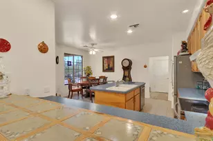 33250 S Summit Dr, Black Canyon City, AZ 85324 - Photo 9