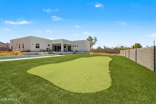 744 E Desert Ln, Phoenix, AZ 85042 - Photo 43