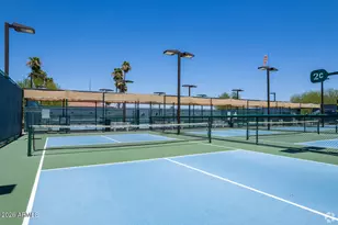 22408 N Las Vegas Dr, Sun City West, AZ 85375 - Photo 45