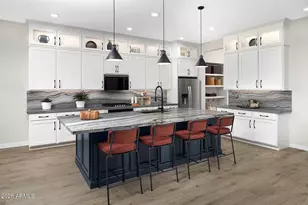 17444 W Saguaro Vis Dr, Surprise, AZ 85387 - Photo 11