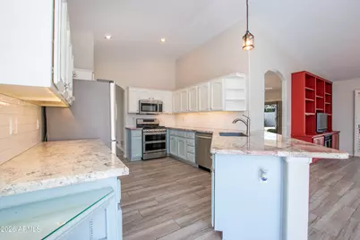 15644 W Piccadilly Road, Goodyear, AZ 85395 - Photo 25