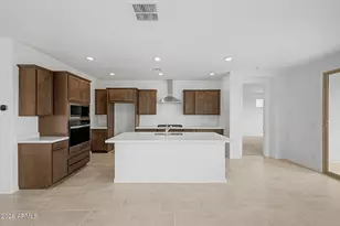 17255 W Saguaro Vis Dr, Surprise, AZ 85387 - Photo 3
