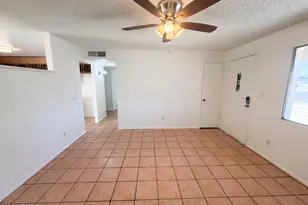 2831 N 70th Dr, Phoenix, AZ 85035 - Photo 7