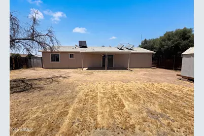 2831 N 70th Drive, Phoenix, AZ 85035 - Photo 5