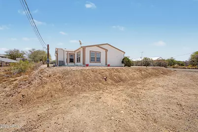 1863 S Vaquero Road, Apache Junction, AZ 85119 - Photo 5
