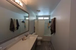 3346 W Hearn Rd, Phoenix, AZ 85053 - Photo 15