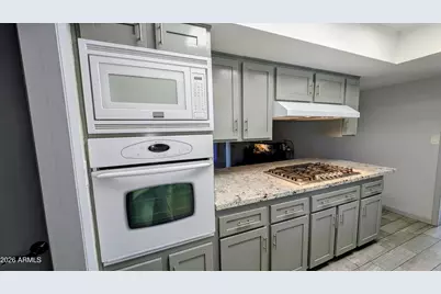 3346 W Hearn Road, Phoenix, AZ 85053 - Photo 7