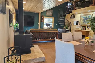 2060 Gilbert Ln, Overgaard, AZ 85933 - Photo 23