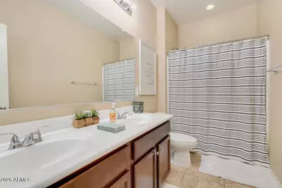 21450 W Almeria Road, Buckeye, AZ 85396 - Photo 27
