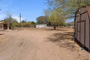 22560 W Sunrise Rd, Congress, AZ 85332 - Photo 9