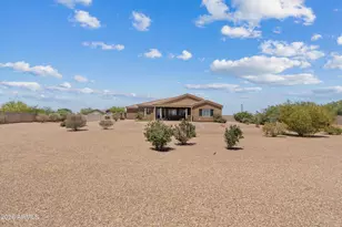 1913 W Laurie Ln, San Tan Valley, AZ 85144 - Photo 39